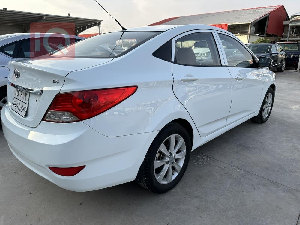هیوندای ئەکسنت